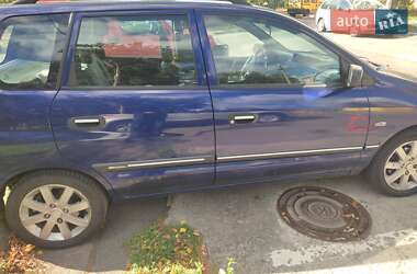 Минивэн Mitsubishi Space Star 2004 в 