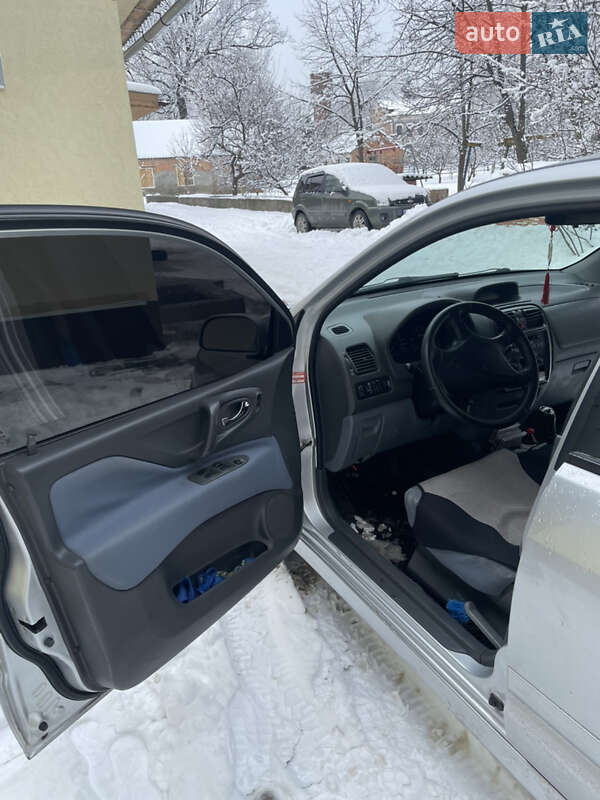Мінівен Mitsubishi Space Star 1999 в Охтирці