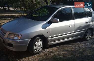 Минивэн Mitsubishi Space Star 2001 в 