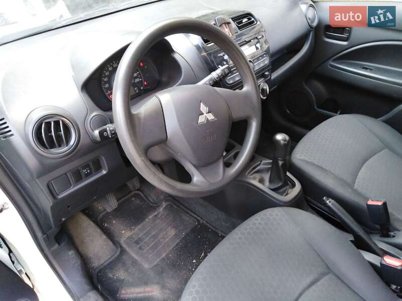 Хетчбек Mitsubishi Space Star 2014 в Чернігові