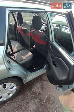 Мінівен Mitsubishi Space Star 2004 в 