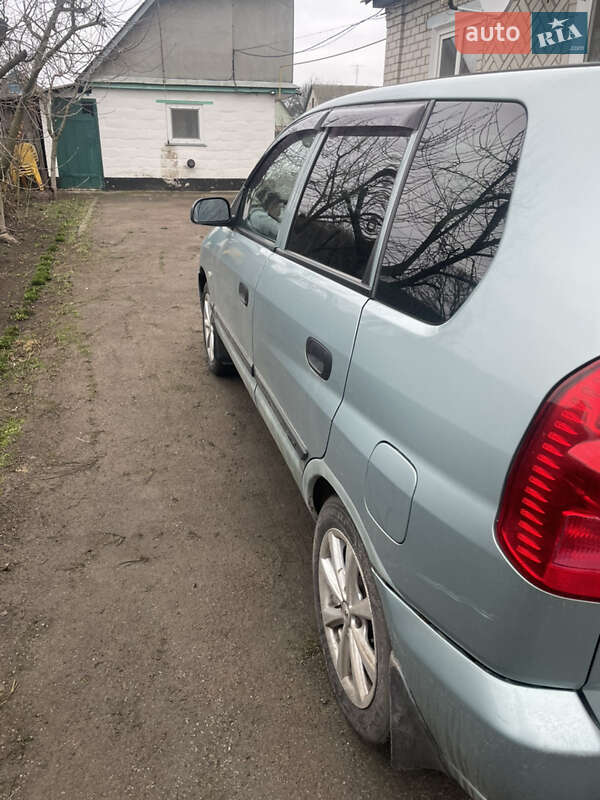 Минивэн Mitsubishi Space Star 2004 в Бобровице