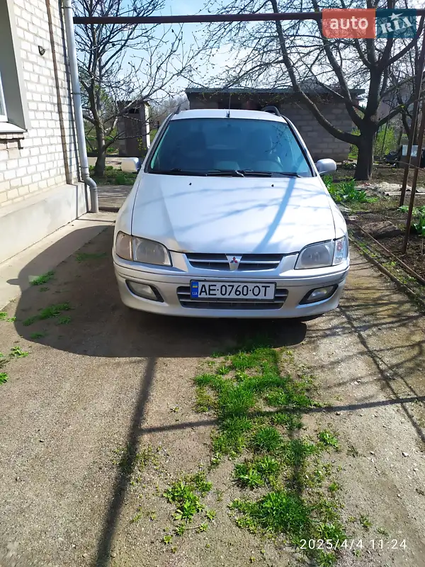 Mitsubishi Space Star 2001