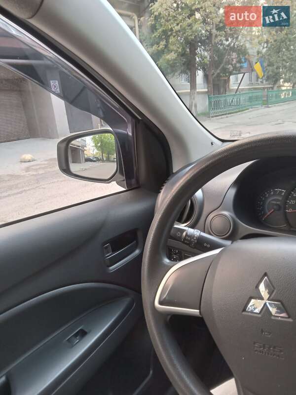 Хэтчбек Mitsubishi Space Star 2017 в Ивано-Франковске