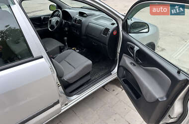 Минивэн Mitsubishi Space Star 2004 в 