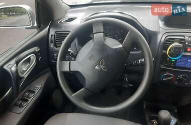 Минивэн Mitsubishi Space Star 2003 в 
