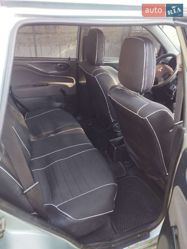 Минивэн Mitsubishi Space Star 2004 в Жовкве