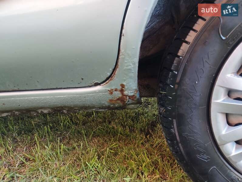 Минивэн Mitsubishi Space Star 2004 в Жовкве