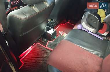 Минивэн Mitsubishi Space Star 2004 в 