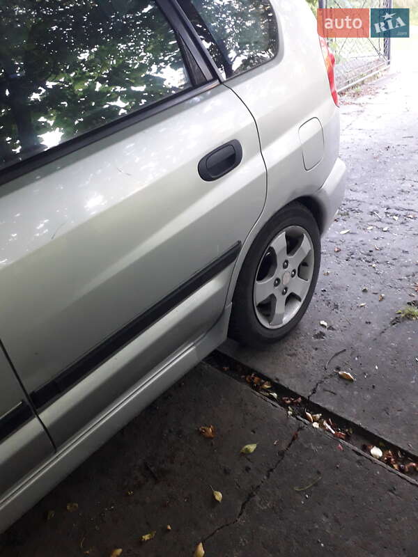 Минивэн Mitsubishi Space Star 2004 в Калуше