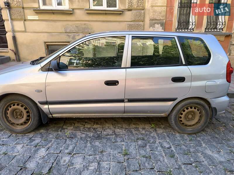 Минивэн Mitsubishi Space Star 2003 в Черновцах