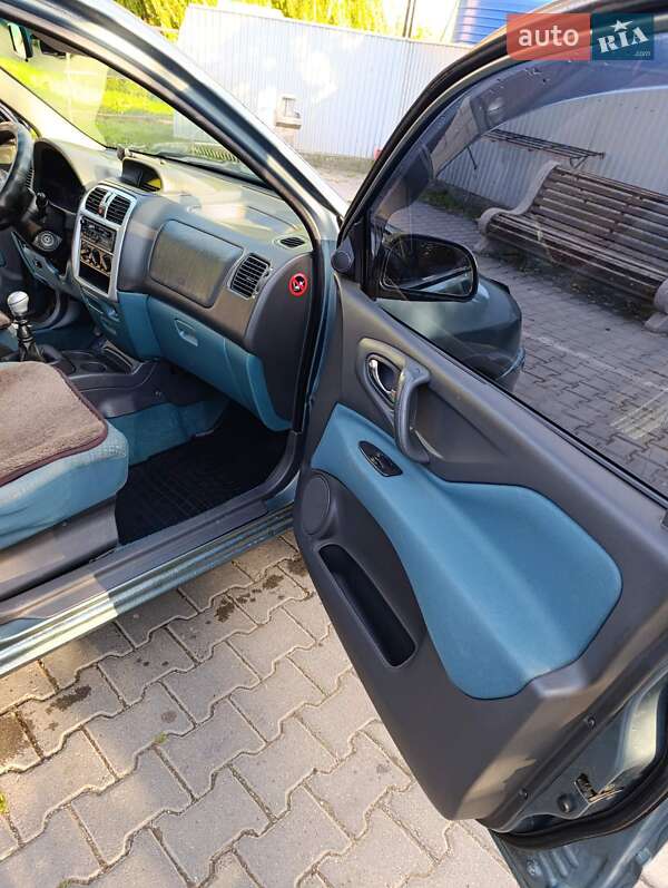 Минивэн Mitsubishi Space Star 2002 в Черновцах фото 5 Минивэн Mitsubishi Space Star 2002 в Черновцах