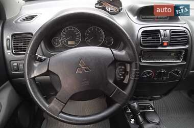 Минивэн Mitsubishi Space Star 2004 в 