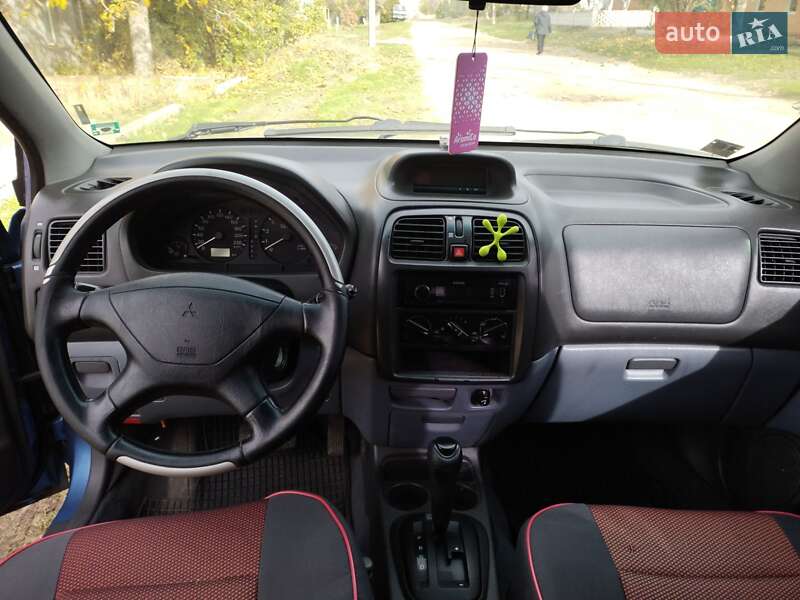 Минивэн Mitsubishi Space Star 2001 в Новой Одессе