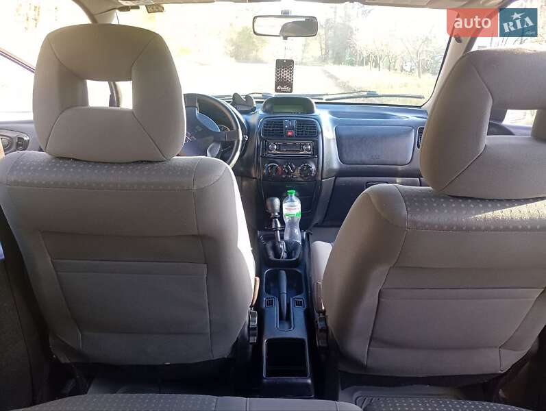 Мінівен Mitsubishi Space Star 2004 в Києві фото 8 Мінівен Mitsubishi Space Star 2004 в Києві