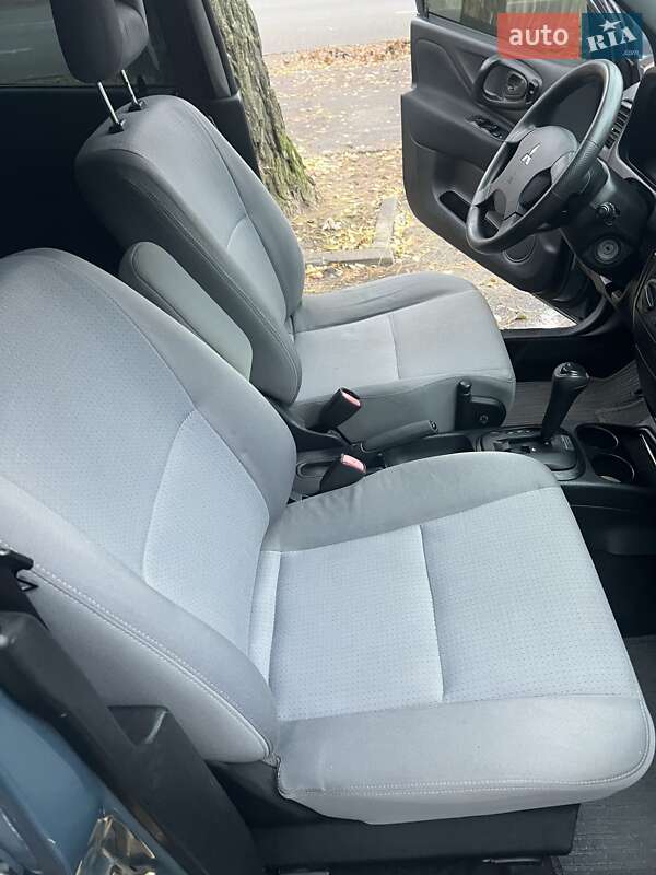 Мінівен Mitsubishi Space Star 2003 в Дніпрі фото 12 Мінівен Mitsubishi Space Star 2003 в Дніпрі