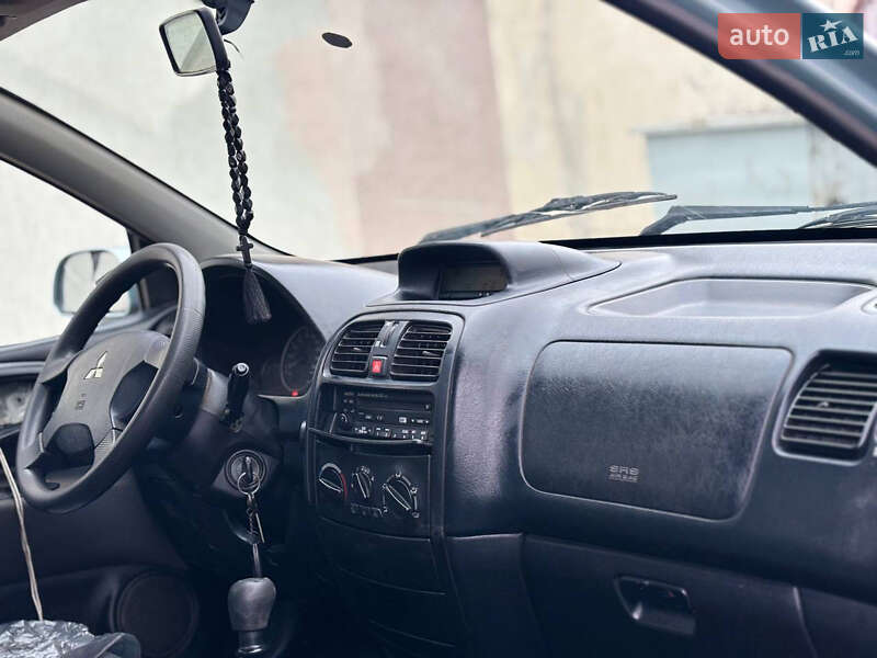 Мінівен Mitsubishi Space Star 2004 в Одесі фото 8 Мінівен Mitsubishi Space Star 2004 в Одесі