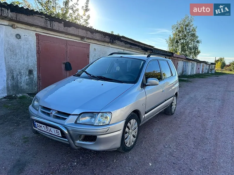 Mitsubishi Space Star 2001