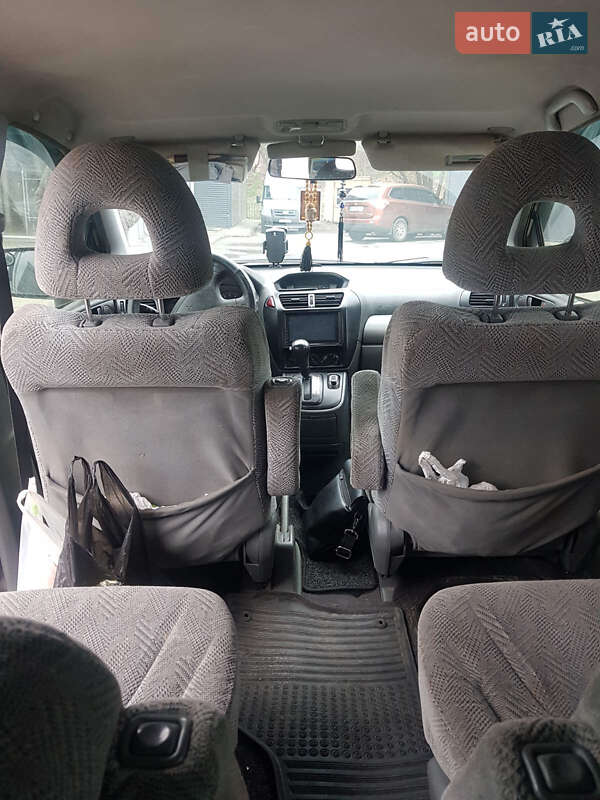 Мінівен Mitsubishi Space Wagon 1999 в Дніпрі
