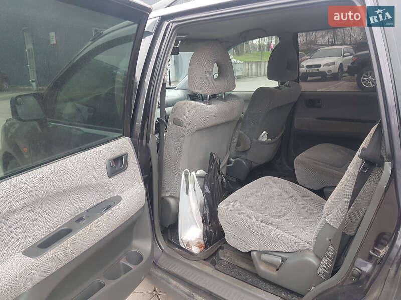 Мінівен Mitsubishi Space Wagon 1999 в Дніпрі