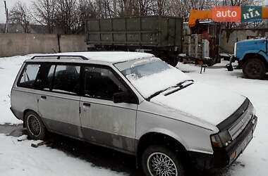 Мінівен Mitsubishi Space Wagon 1988 в Первомайську