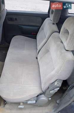 Минивэн Mitsubishi Space Wagon 1996 в 