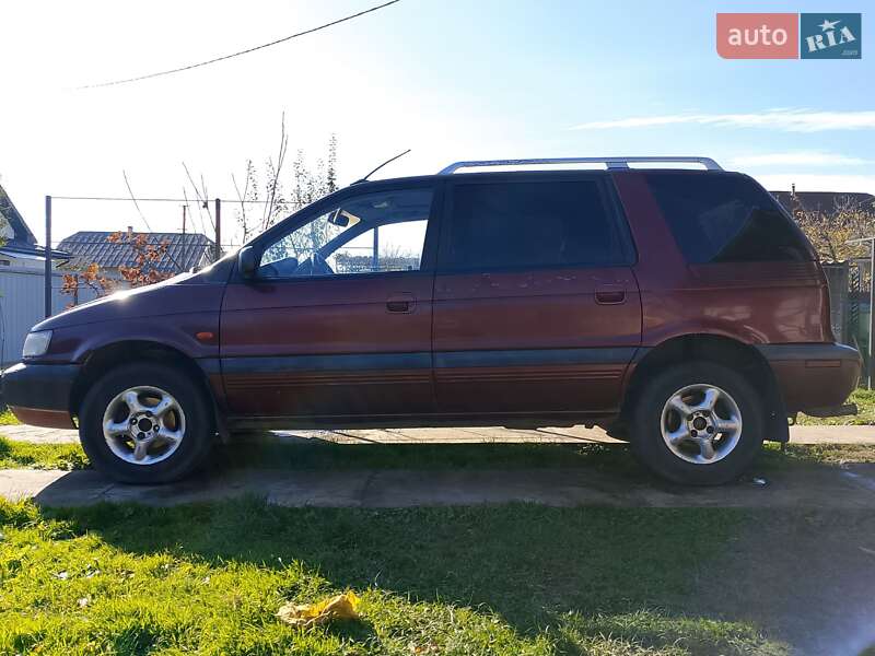 Минивэн Mitsubishi Space Wagon 1994 в Ивано-Франковске фото 14 Минивэн Mitsubishi Space Wagon 1994 в Ивано-Франковске