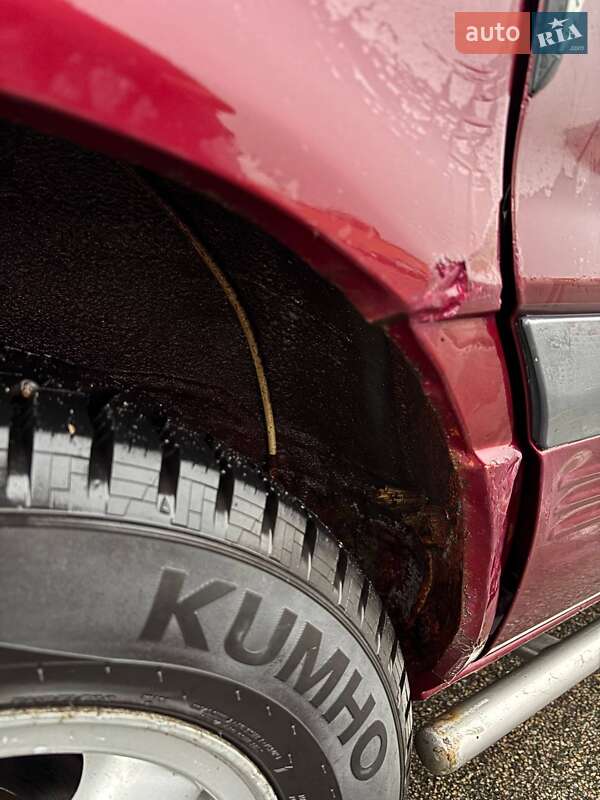 Минивэн Mitsubishi Space Wagon 1996 в Киеве