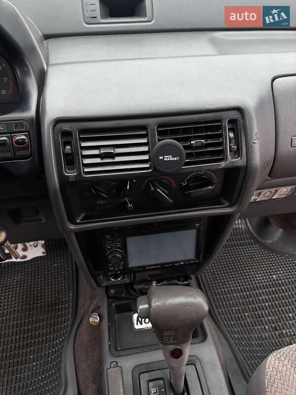 Минивэн Mitsubishi Space Wagon 1996 в Киеве