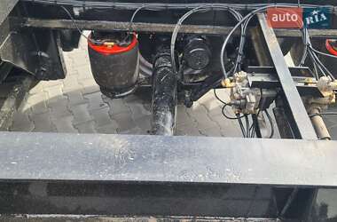 Контейнеровоз напівпричіп MKF Metallbau CS 40G 2008 в 