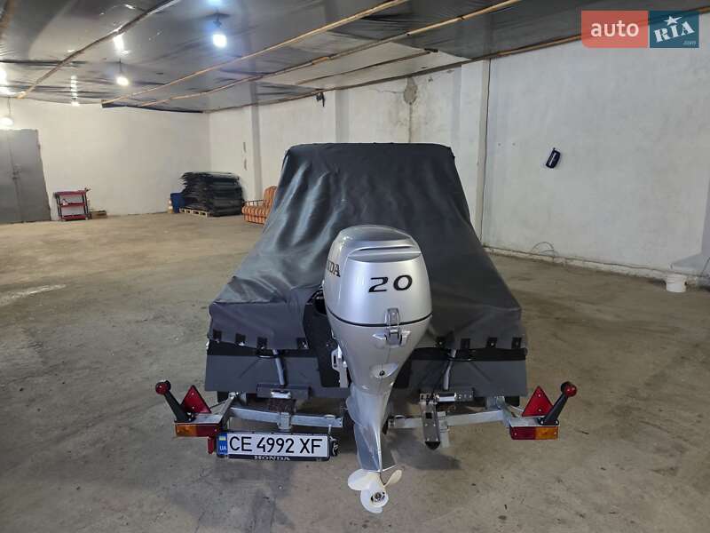 Катер МКМ Херсонка 1971 в Черновцах фото 4 Катер МКМ Херсонка 1971 в Черновцах