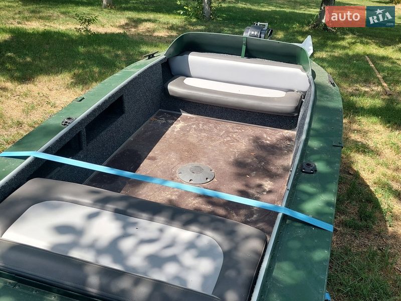 Лодка МКМ Херсонка 1980 в Криничках
