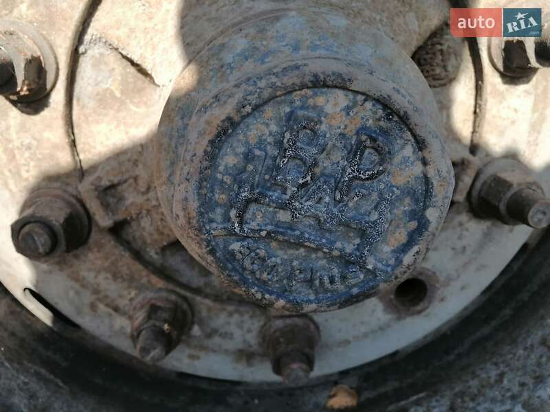 Самоскид напівпричіп Moeslein SMR-3 2006 в Кременчуці