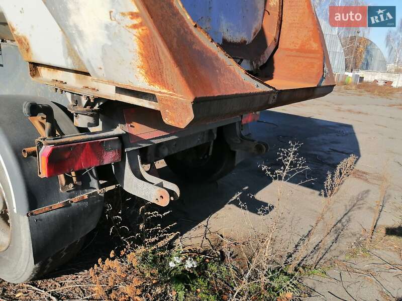 Самоскид напівпричіп Moeslein SMR-3 2006 в Кременчуці