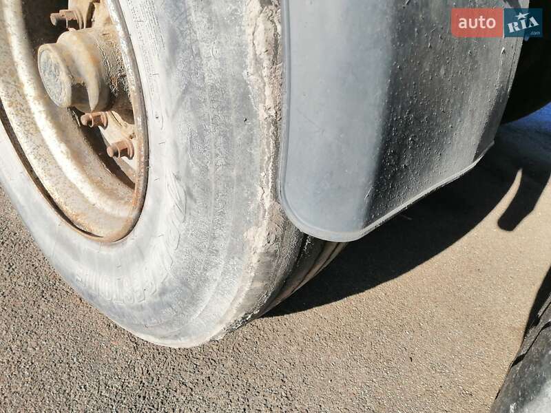 Самоскид напівпричіп Moeslein SMR-3 2006 в Кременчуці