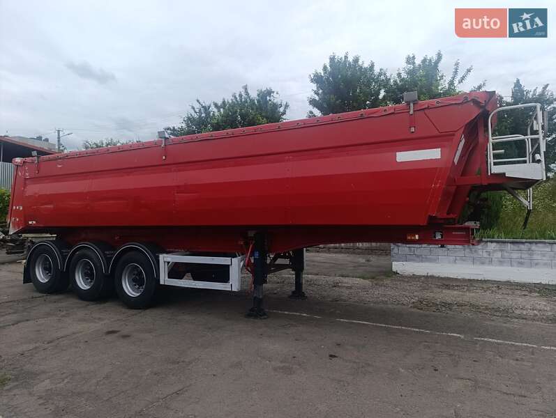 Самосвал полуприцеп MOL NV 2005 в Ровно фото 6 Самосвал полуприцеп MOL NV 2005 в Ровно