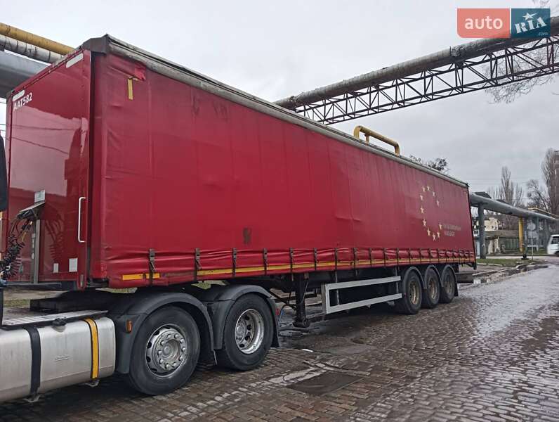 Тентованный борт (штора) - полуприцеп Montracon SMRC 2013 в Одессе