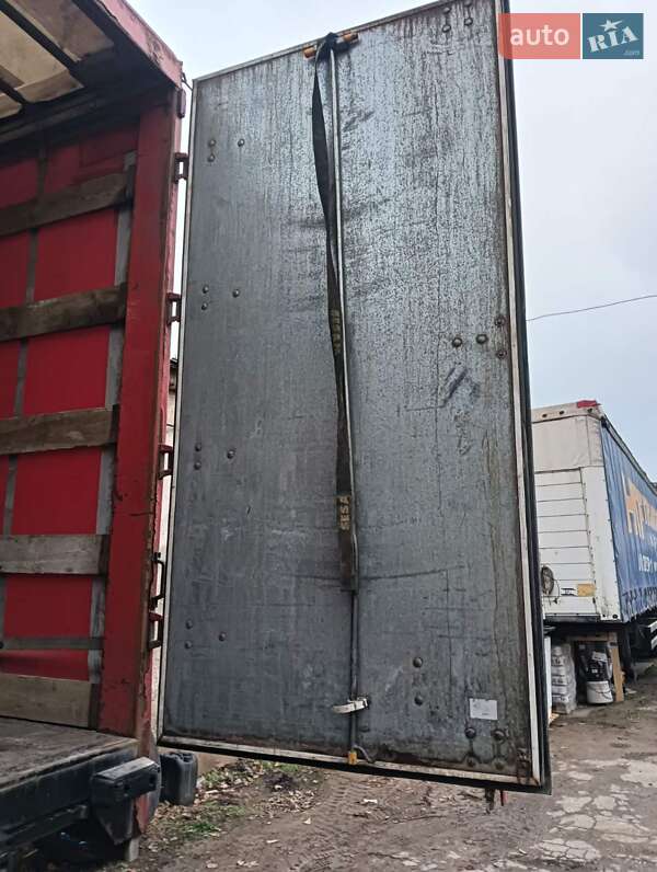 Тентованный борт (штора) - полуприцеп Montracon SMRC 2013 в Одессе