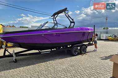 Катер Moomba Max 2024 в 