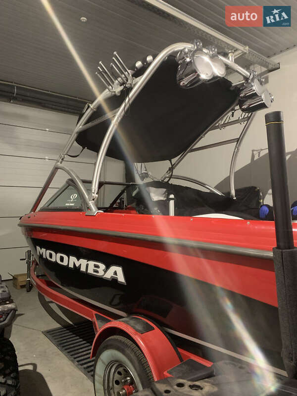 Катер Moomba Mobius 2007 в Черкасах фото Катер Moomba Mobius 2007 в Черкасах