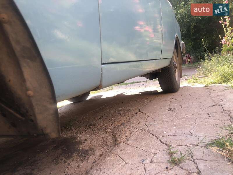 Седан Москвич/АЗЛК 2140 1984 в Кривом Роге фото 16 Седан Москвич/АЗЛК 2140 1984 в Кривом Роге