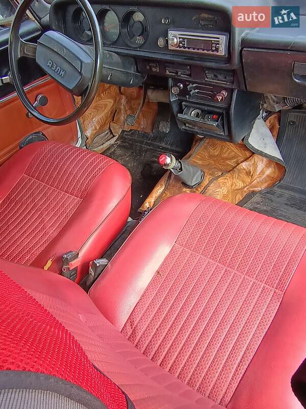 Седан Москвич/АЗЛК 2140 1987 в Знаменке фото 15 Седан Москвич/АЗЛК 2140 1987 в Знаменке