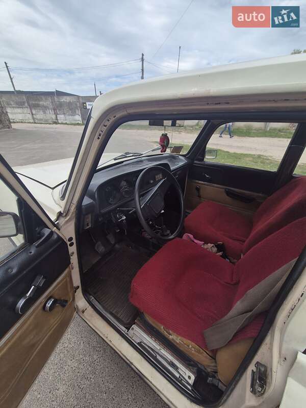 Седан Москвич/АЗЛК 2140 1982 в Чернігові