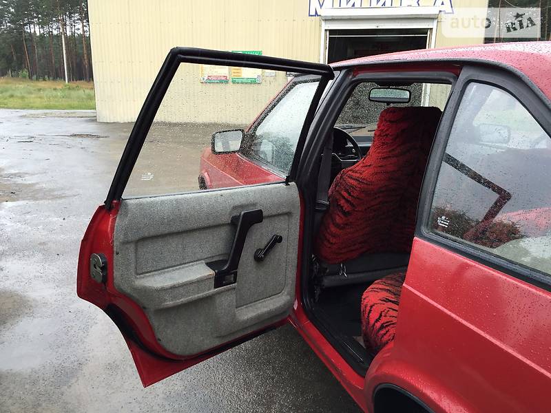 Хэтчбек Москвич/АЗЛК 2141 1992 в Хмельницком фото 15 Хэтчбек Москвич/АЗЛК 2141 1992 в Хмельницком