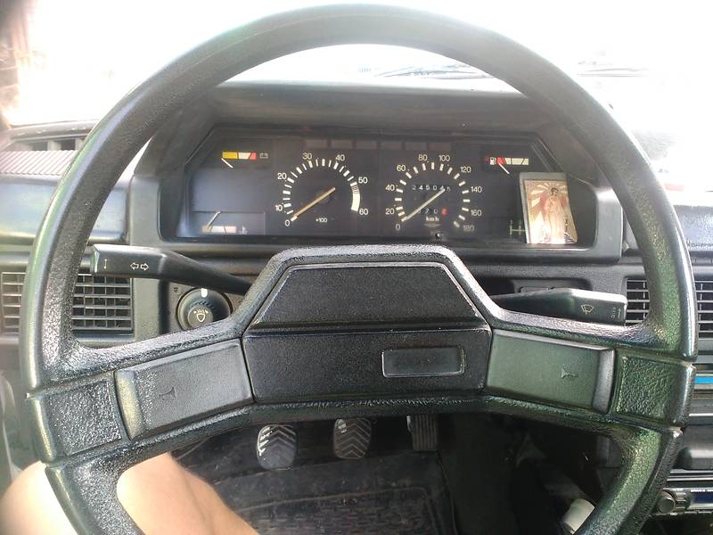 Хэтчбек Москвич/АЗЛК 2141 1991 в Яготине