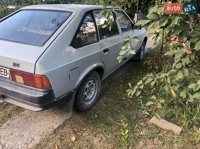 Хэтчбек Москвич/АЗЛК 2141 1990 в Полтаве