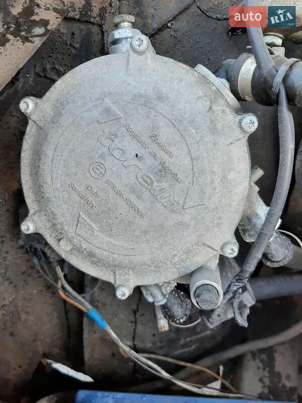 Седан Москвич/АЗЛК 2141 1991 в Чернигове