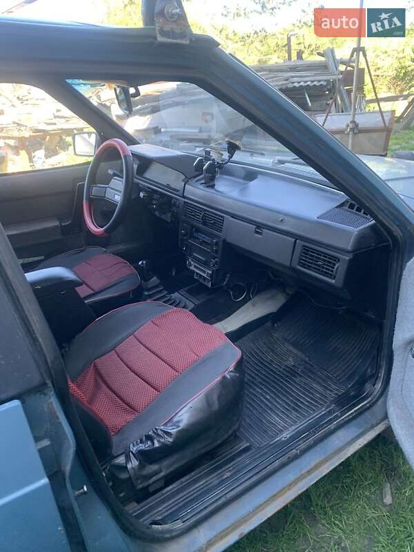 Хэтчбек Москвич/АЗЛК 2141 1991 в Харькове фото 6 Хэтчбек Москвич/АЗЛК 2141 1991 в Харькове