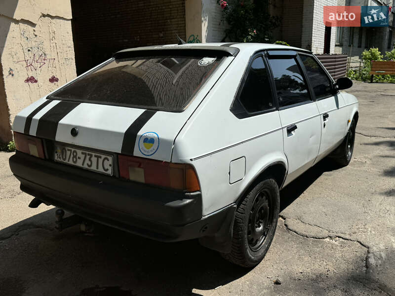 Седан Москвич/АЗЛК 2141 1991 в Львове