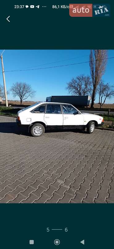 Ліфтбек Москвич/АЗЛК 2141 1993 в Одесі фото 4 Ліфтбек Москвич/АЗЛК 2141 1993 в Одесі